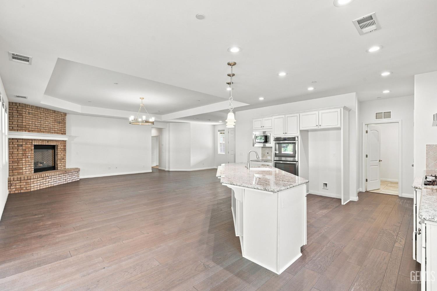 3113 Barrowby Street