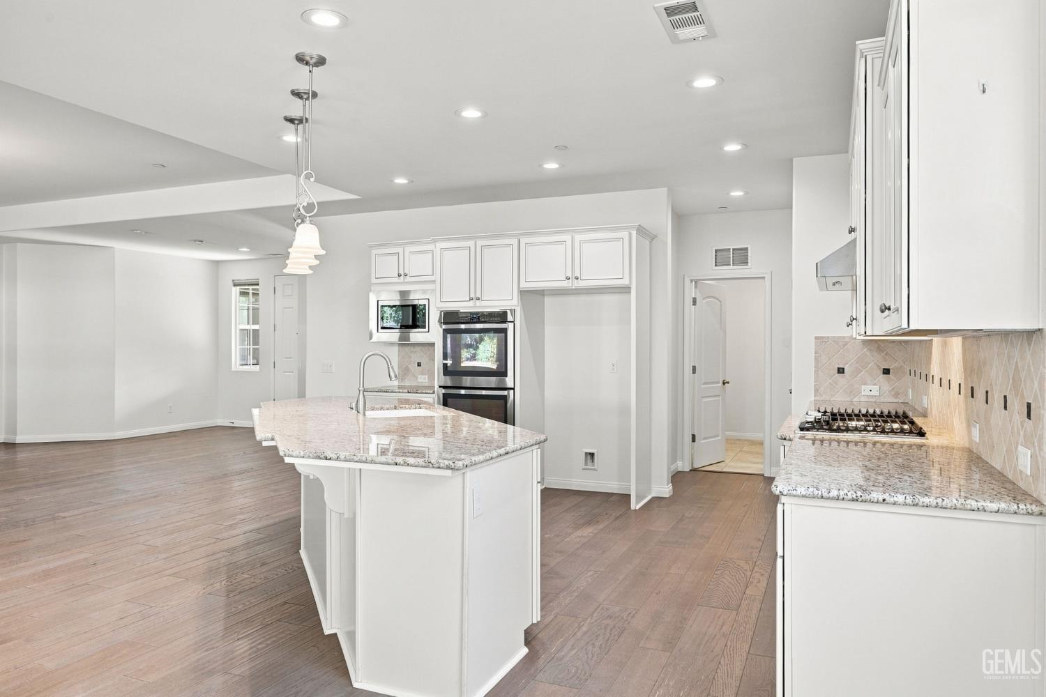 3113 Barrowby Street