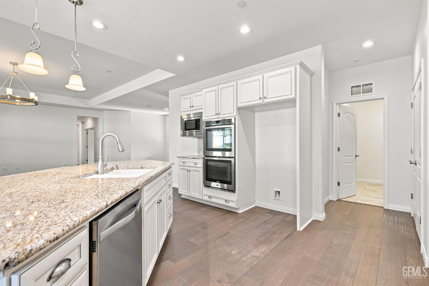3113 Barrowby Street