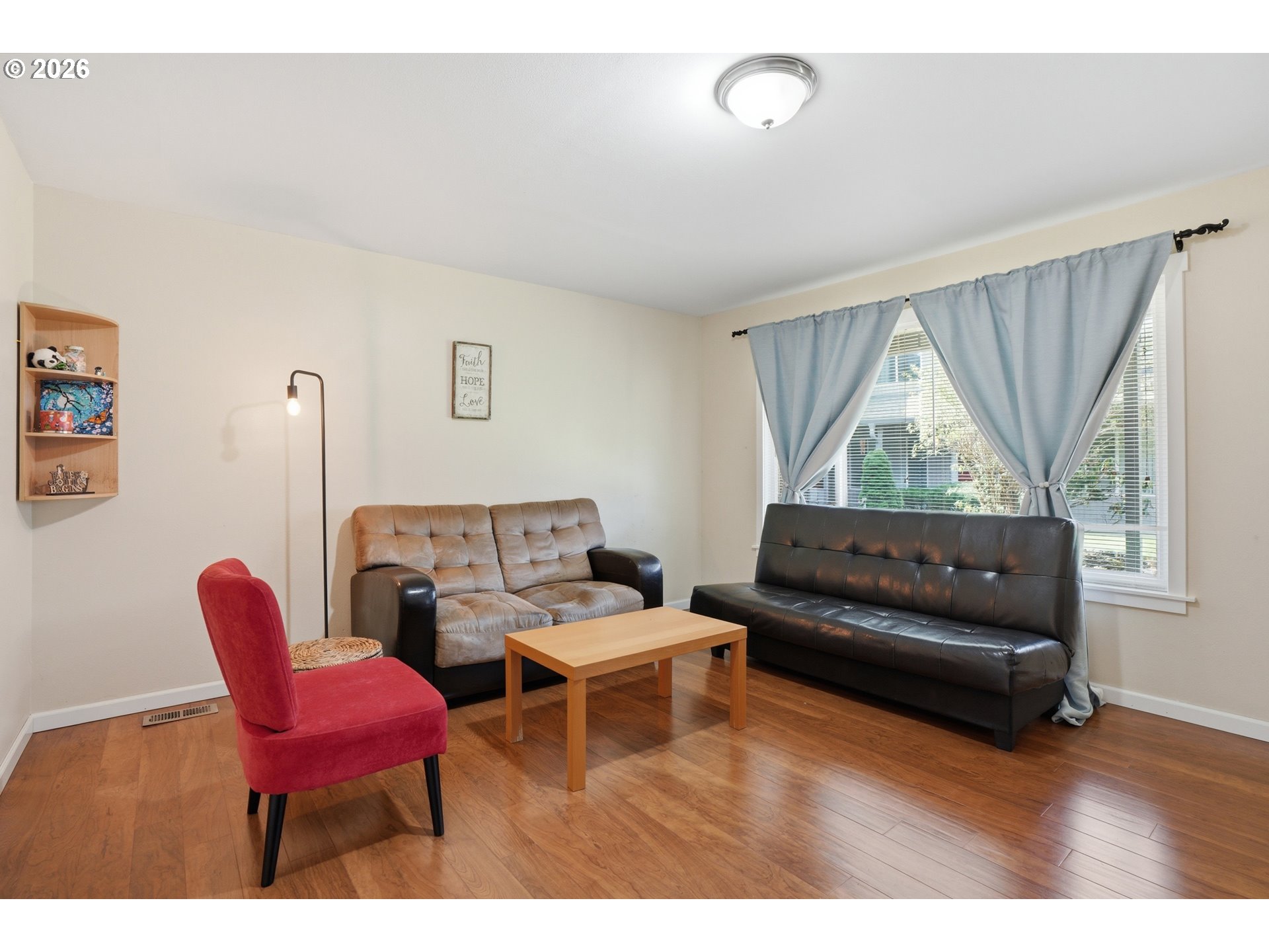 5304 NE 84TH LOOP D17