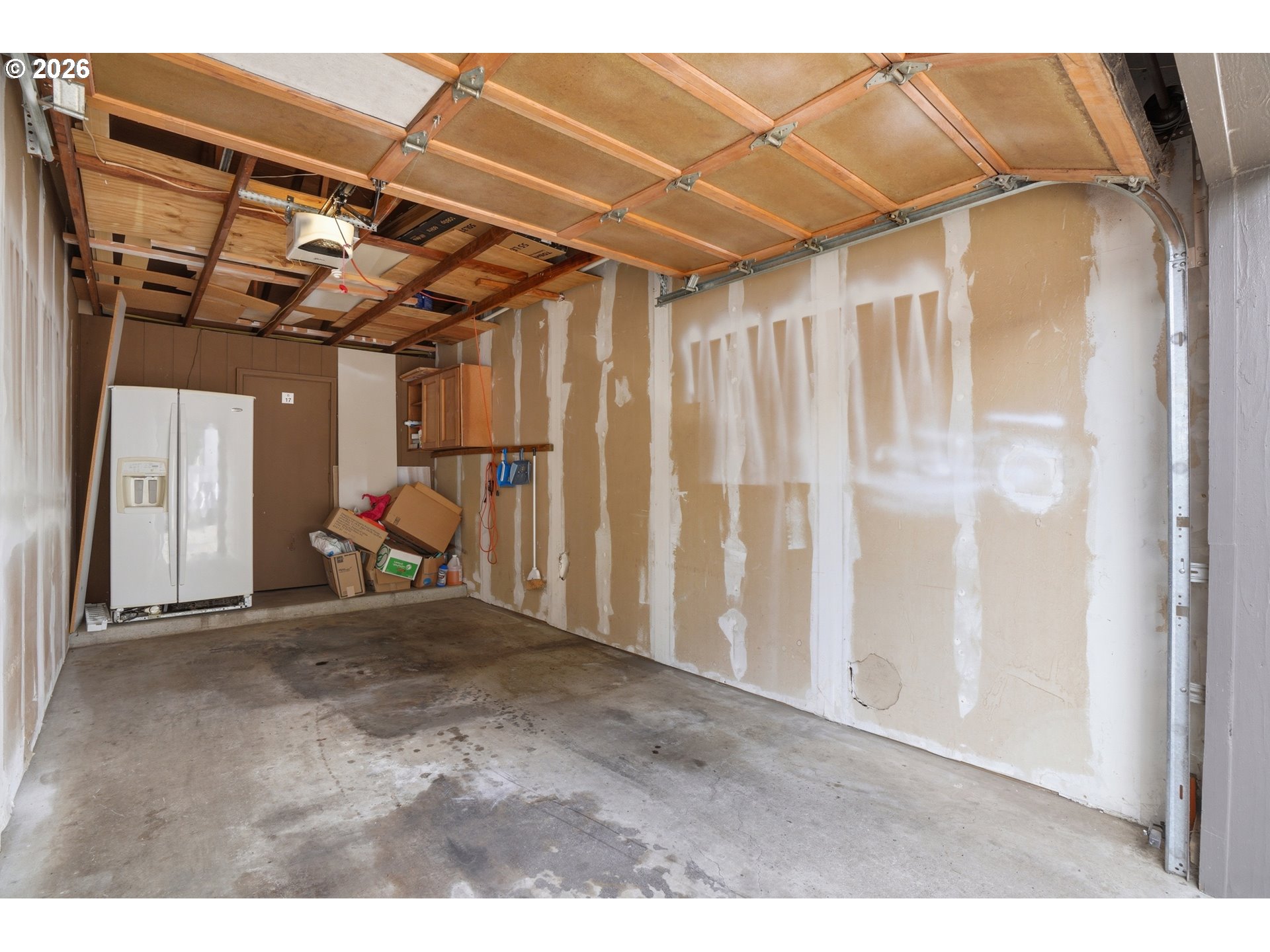 5304 NE 84TH LOOP D17