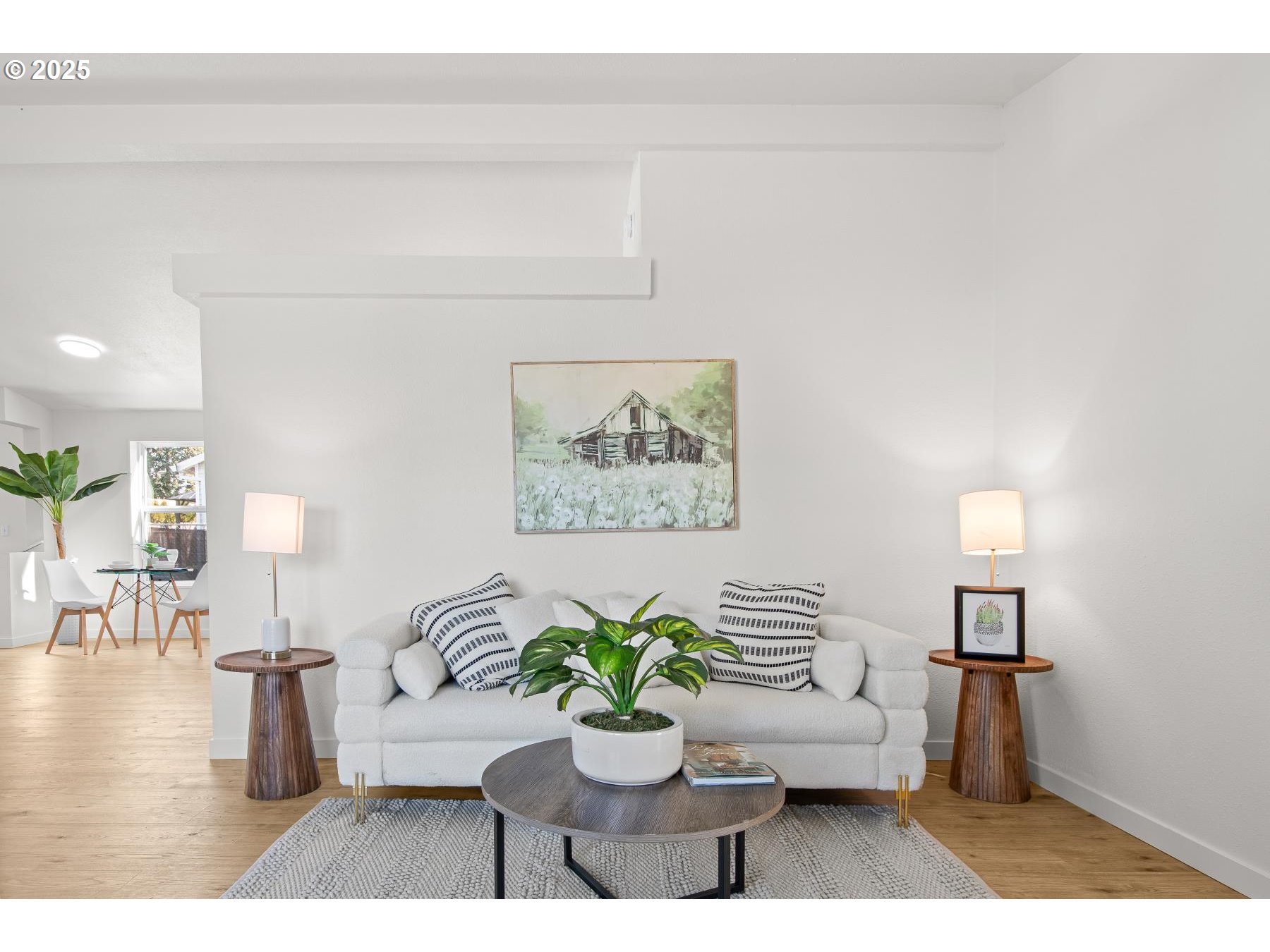 409 RIDINGS AVE