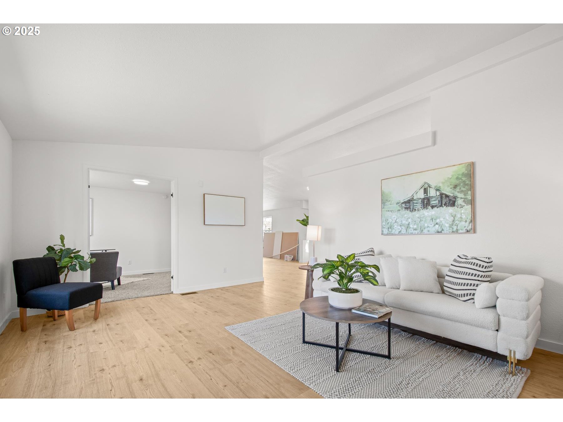 409 RIDINGS AVE
