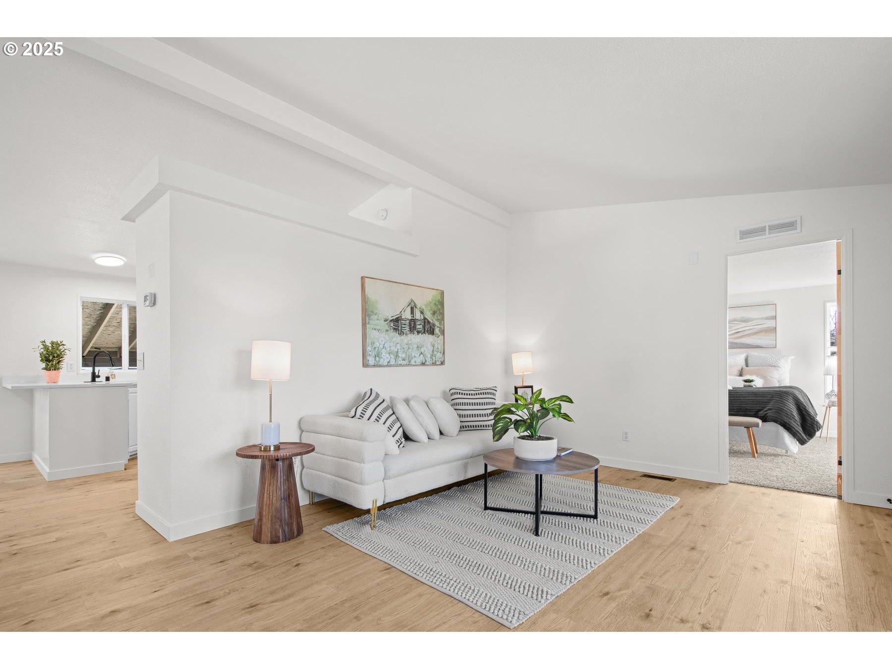 409 RIDINGS AVE