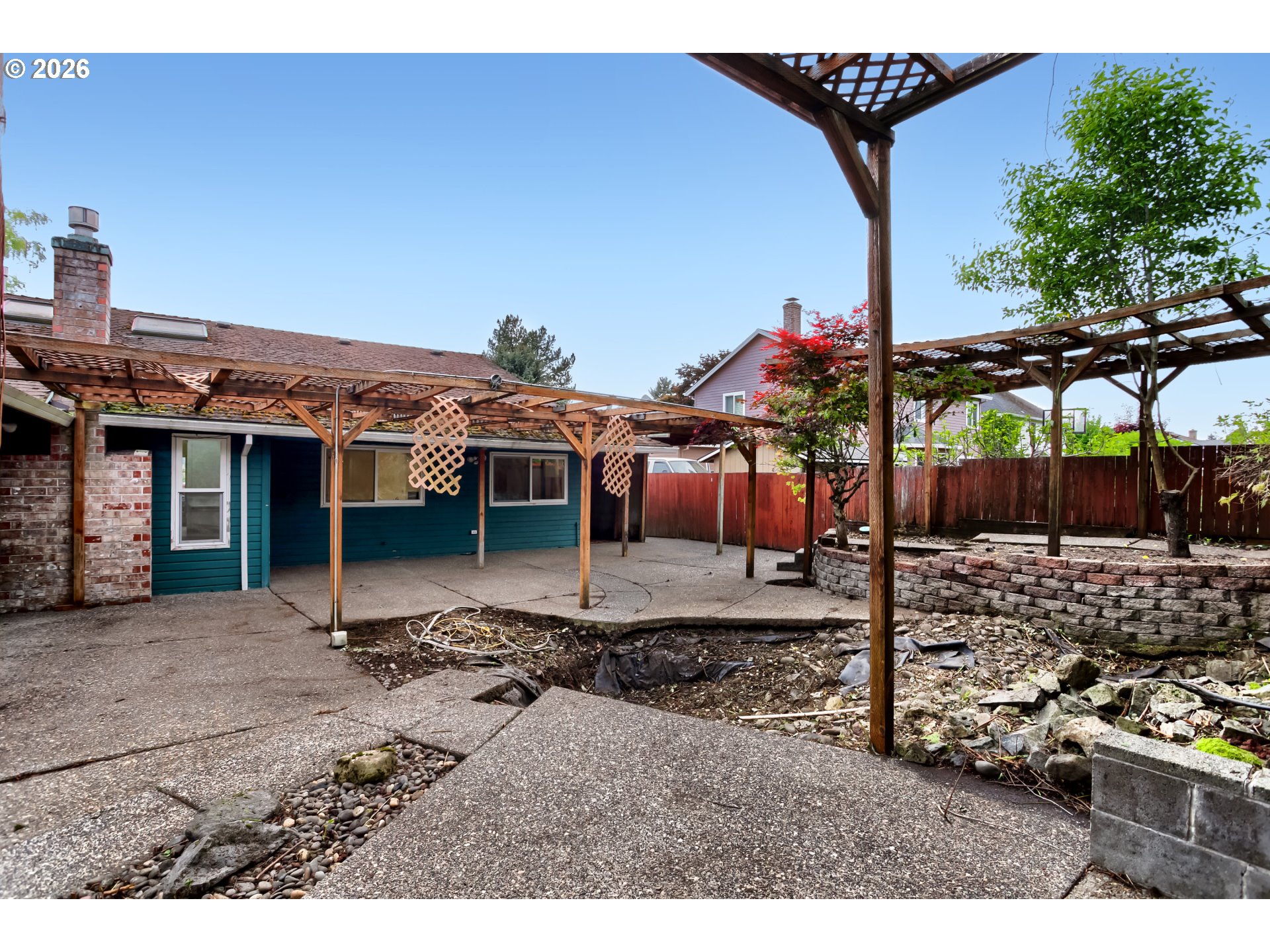 5950 NW SIMNASHO DR