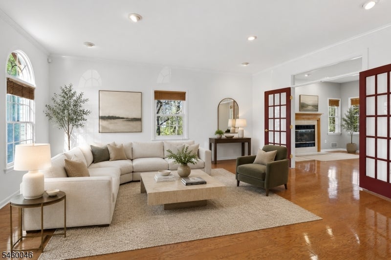 212 Monroe Ave