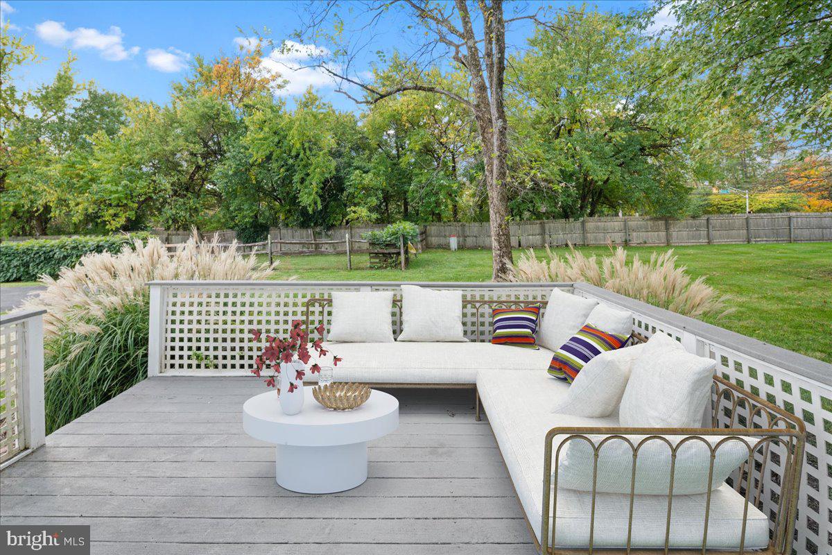 1 COVENTRY FARM LANE