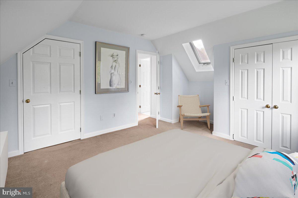 1 COVENTRY FARM LANE