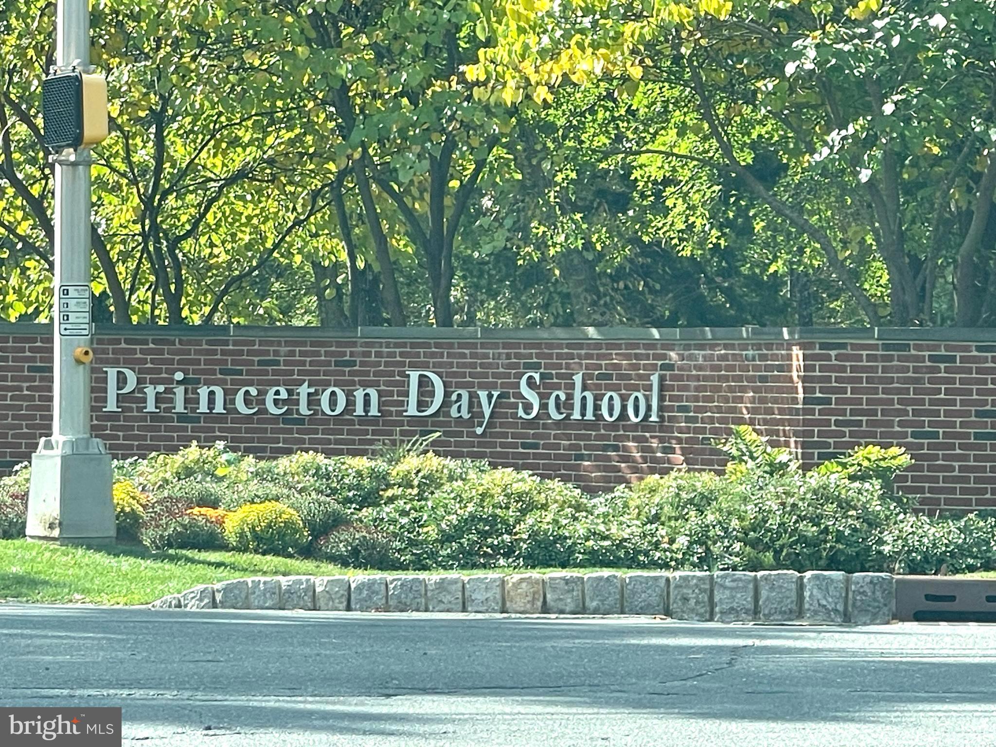 1 COVENTRY FARM LANE