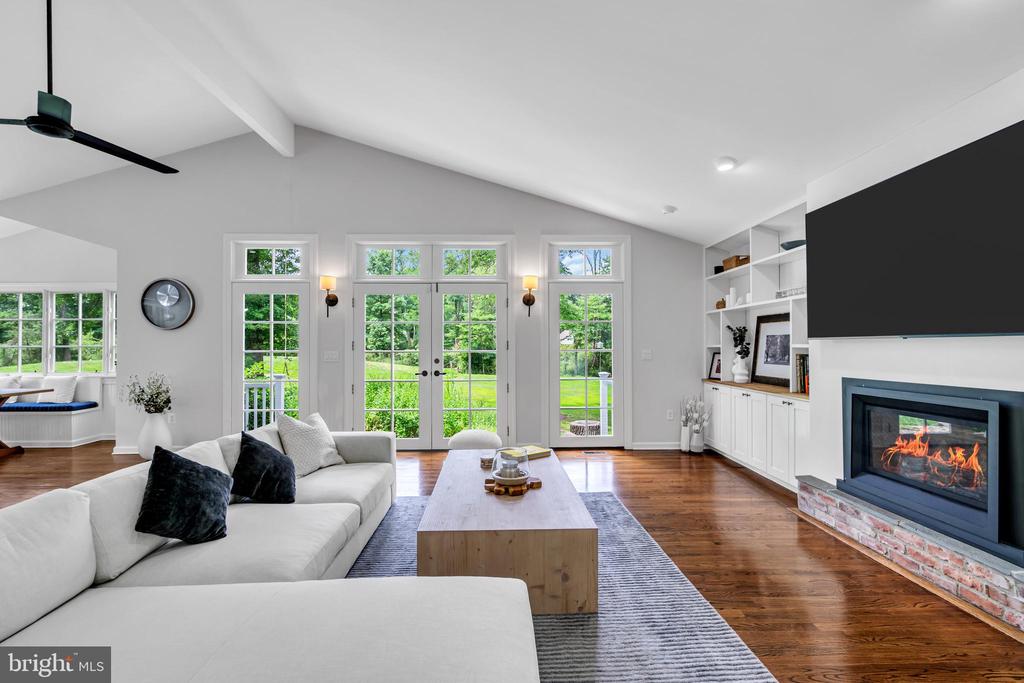 8 NELSON RIDGE ROAD