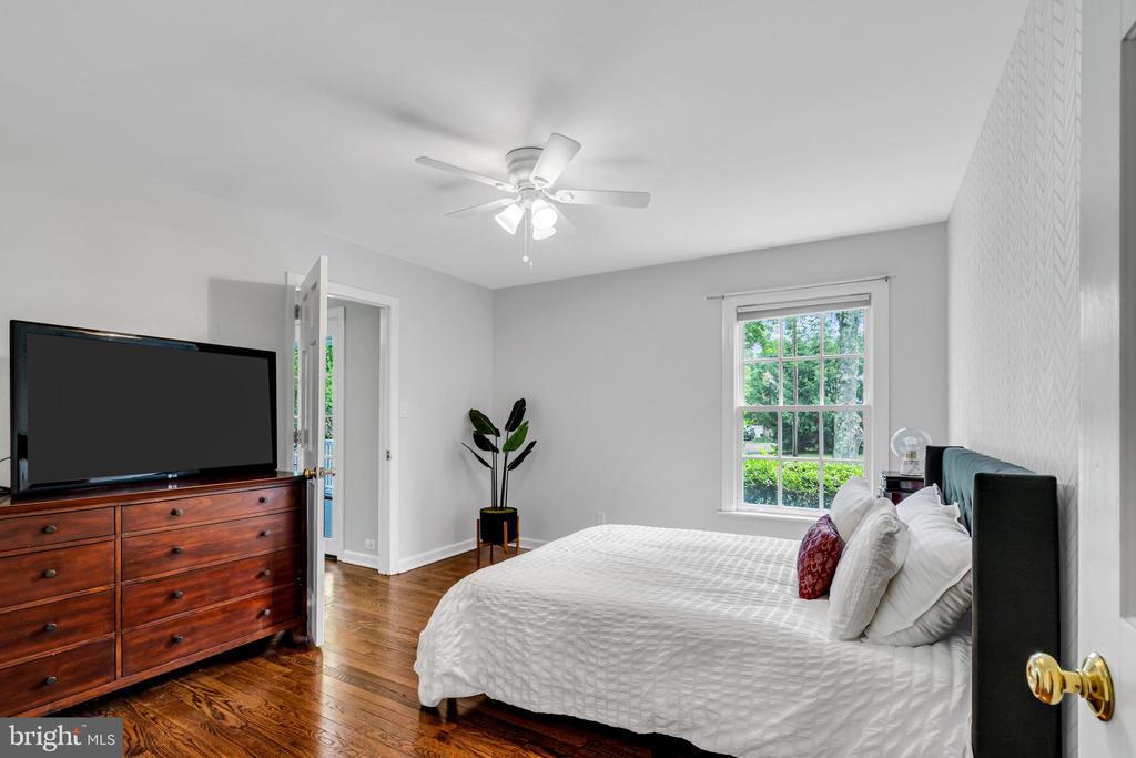 8 NELSON RIDGE ROAD
