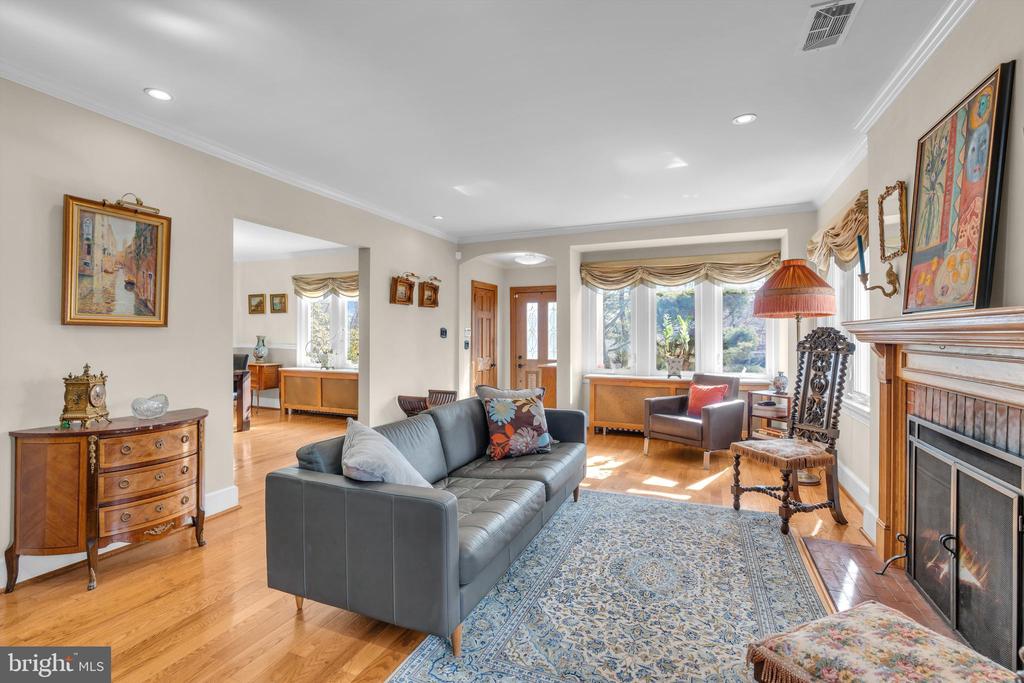 152 TERHUNE ROAD