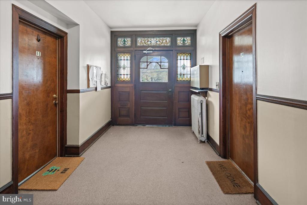 32 Wiggins St