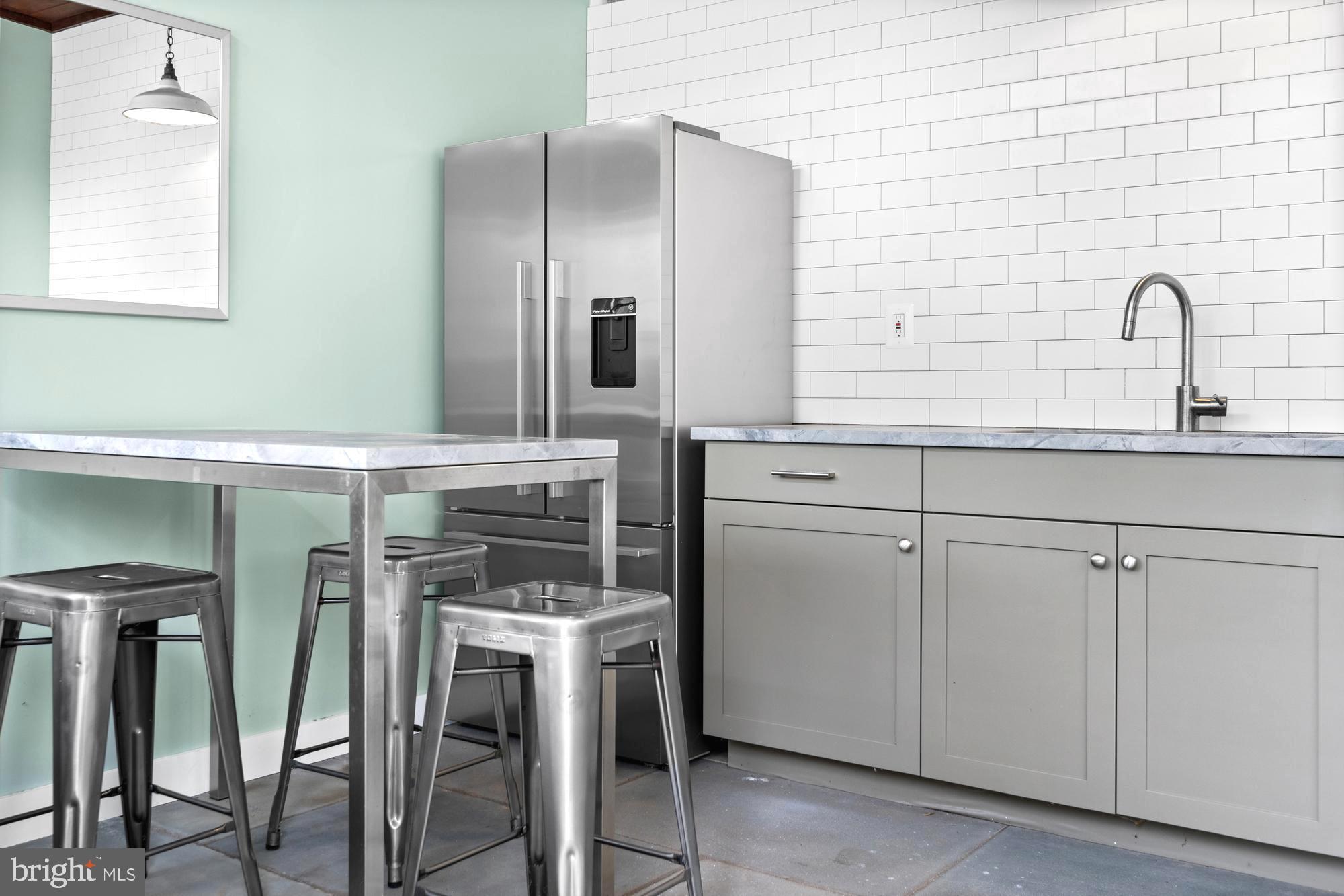 3 WESTERN PINE STREET