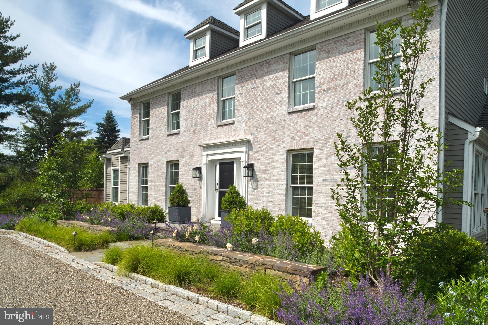 3 WESTERN PINE STREET