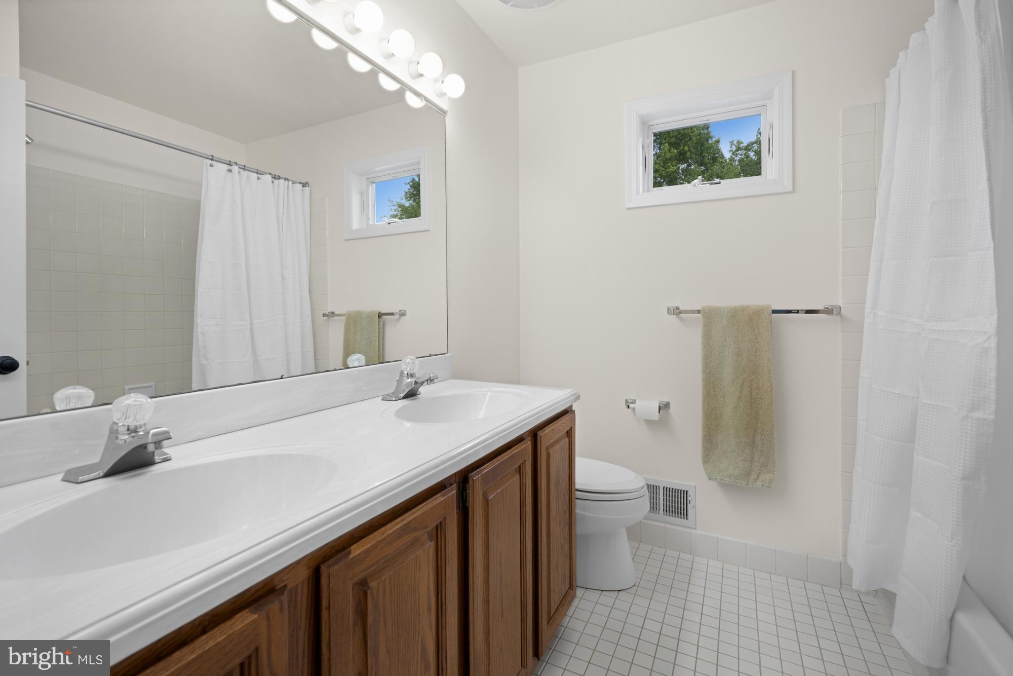 3 WESTERN PINE STREET