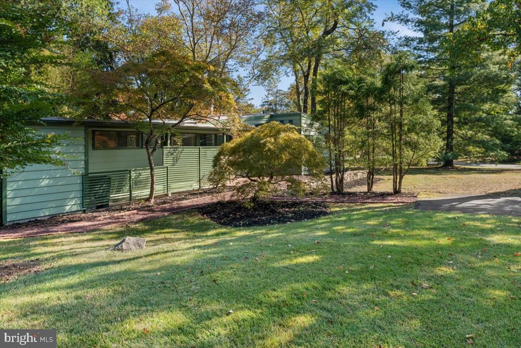 75 CLOVER LANE