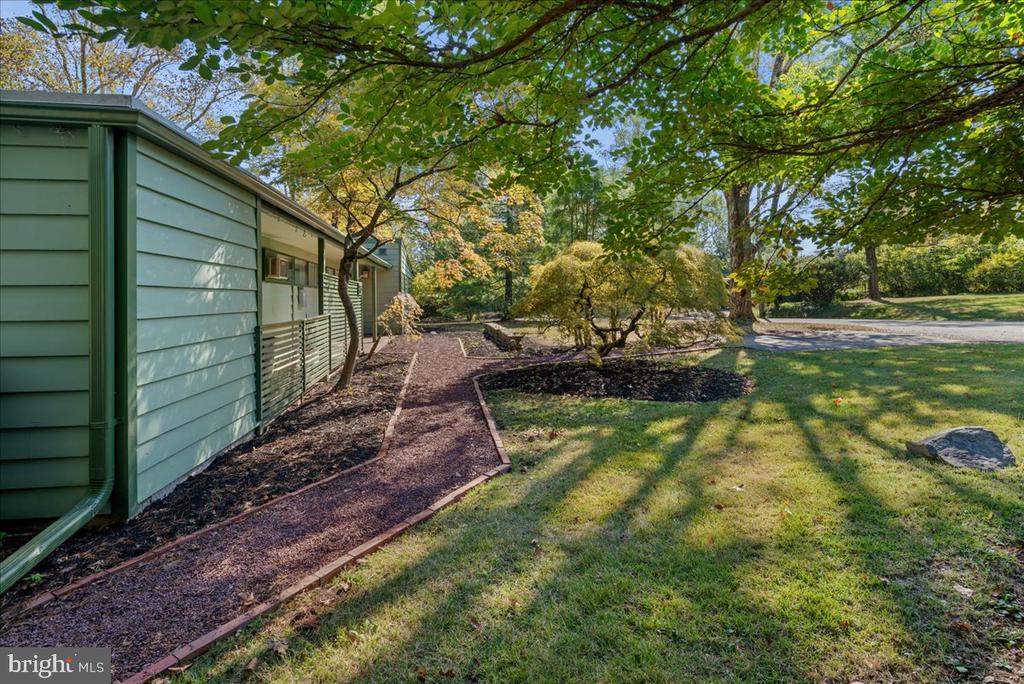 75 CLOVER LANE
