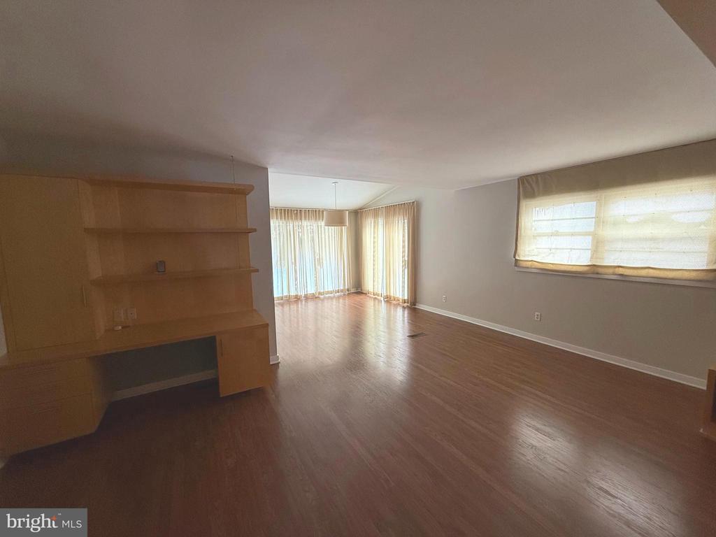 21 FORESTER DRIVE