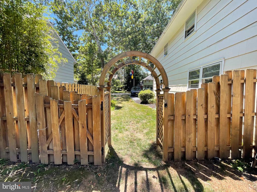 21 FORESTER DRIVE