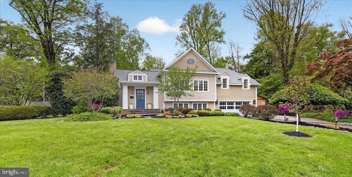 620 LAKE DRIVE