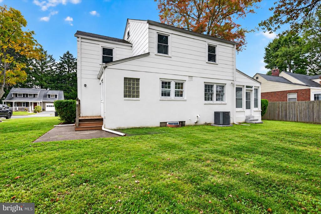 605 GREENWAY