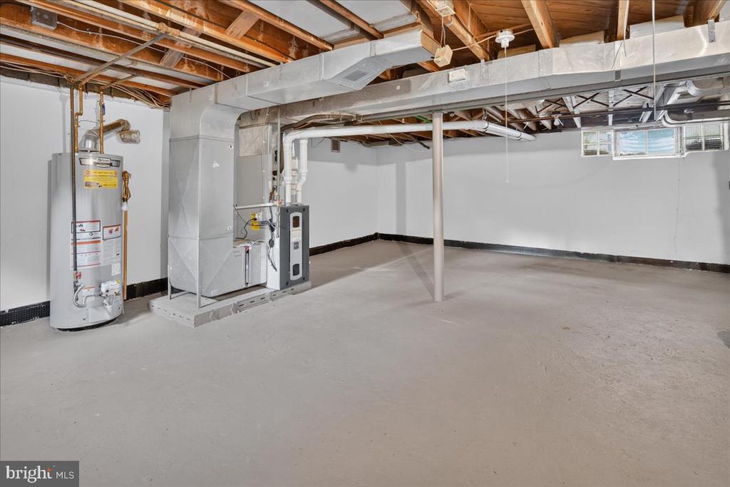 605 GREENWAY
