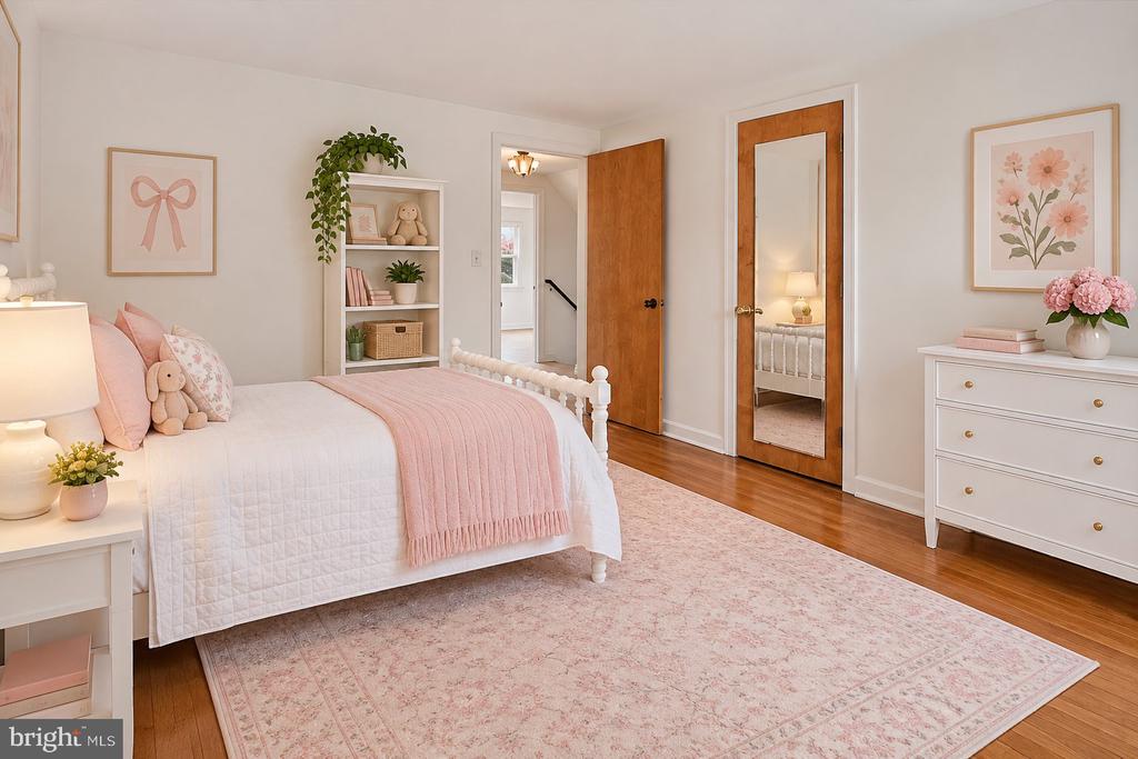 605 GREENWAY