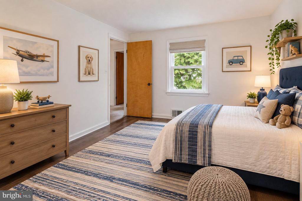 605 GREENWAY