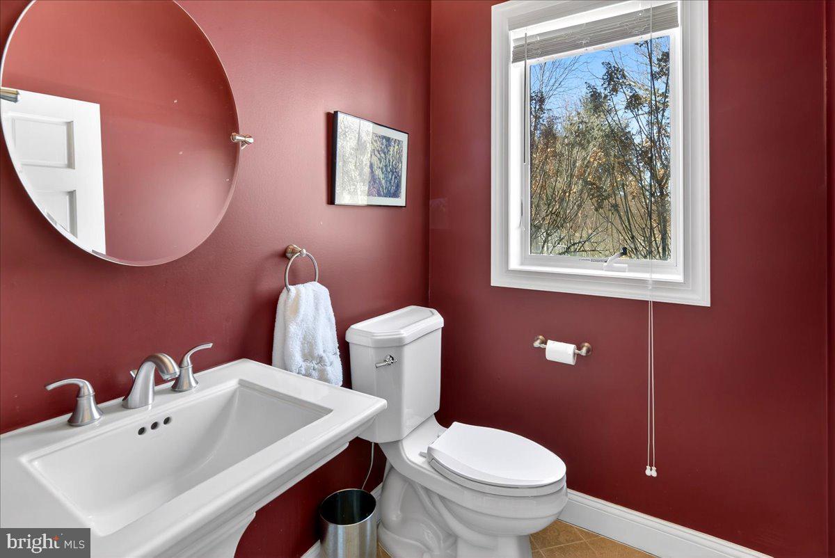 947 CHERRY HILL ROAD