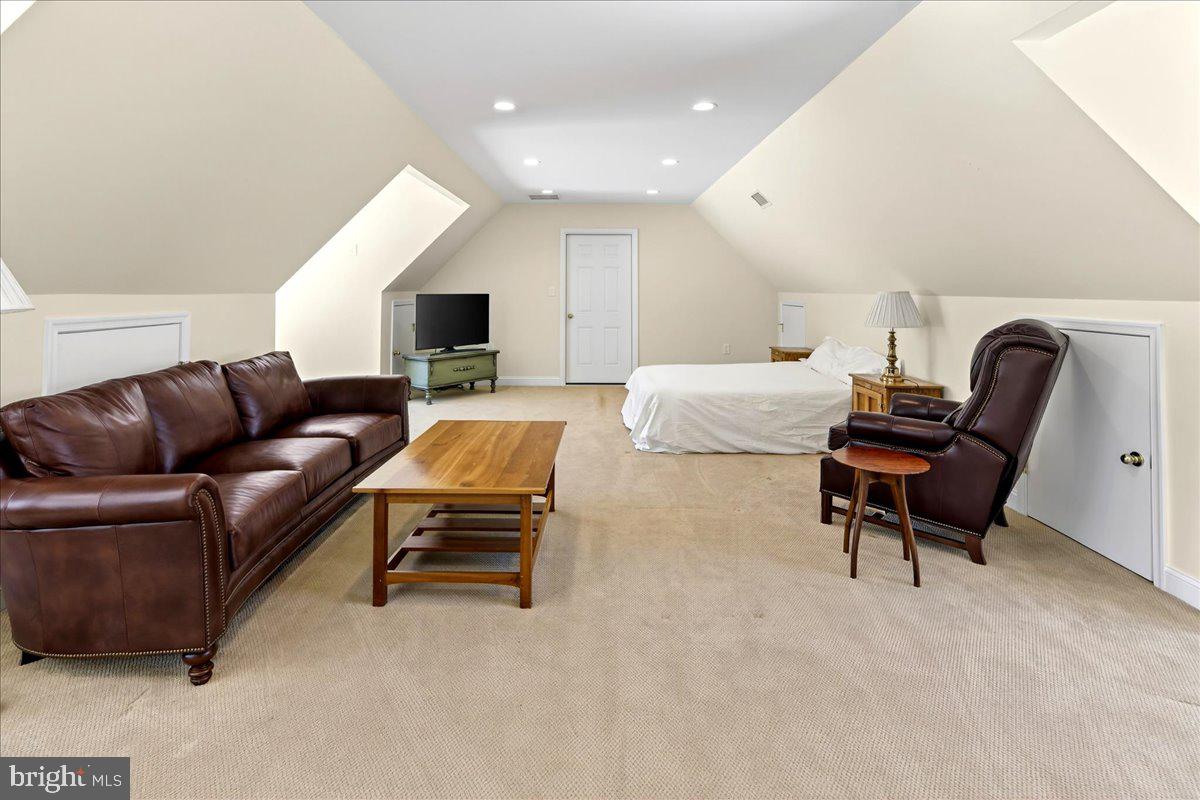 947 CHERRY HILL ROAD