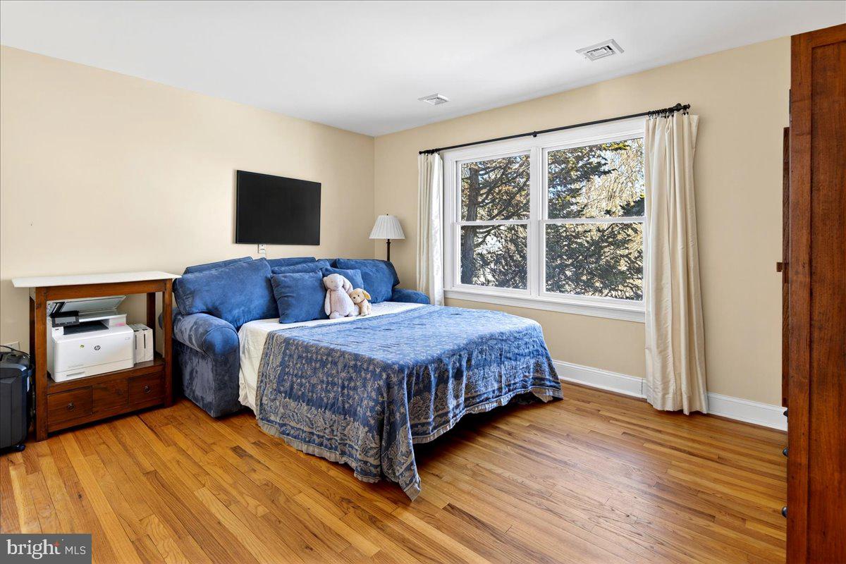 947 CHERRY HILL ROAD