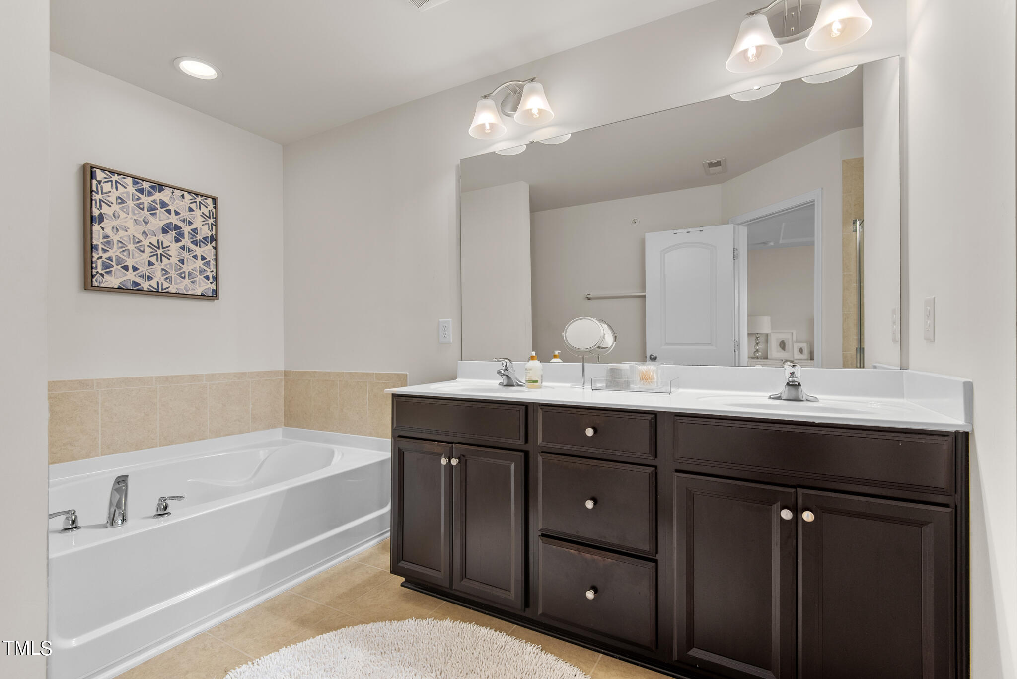 9322 Lennox Laurel Circle
