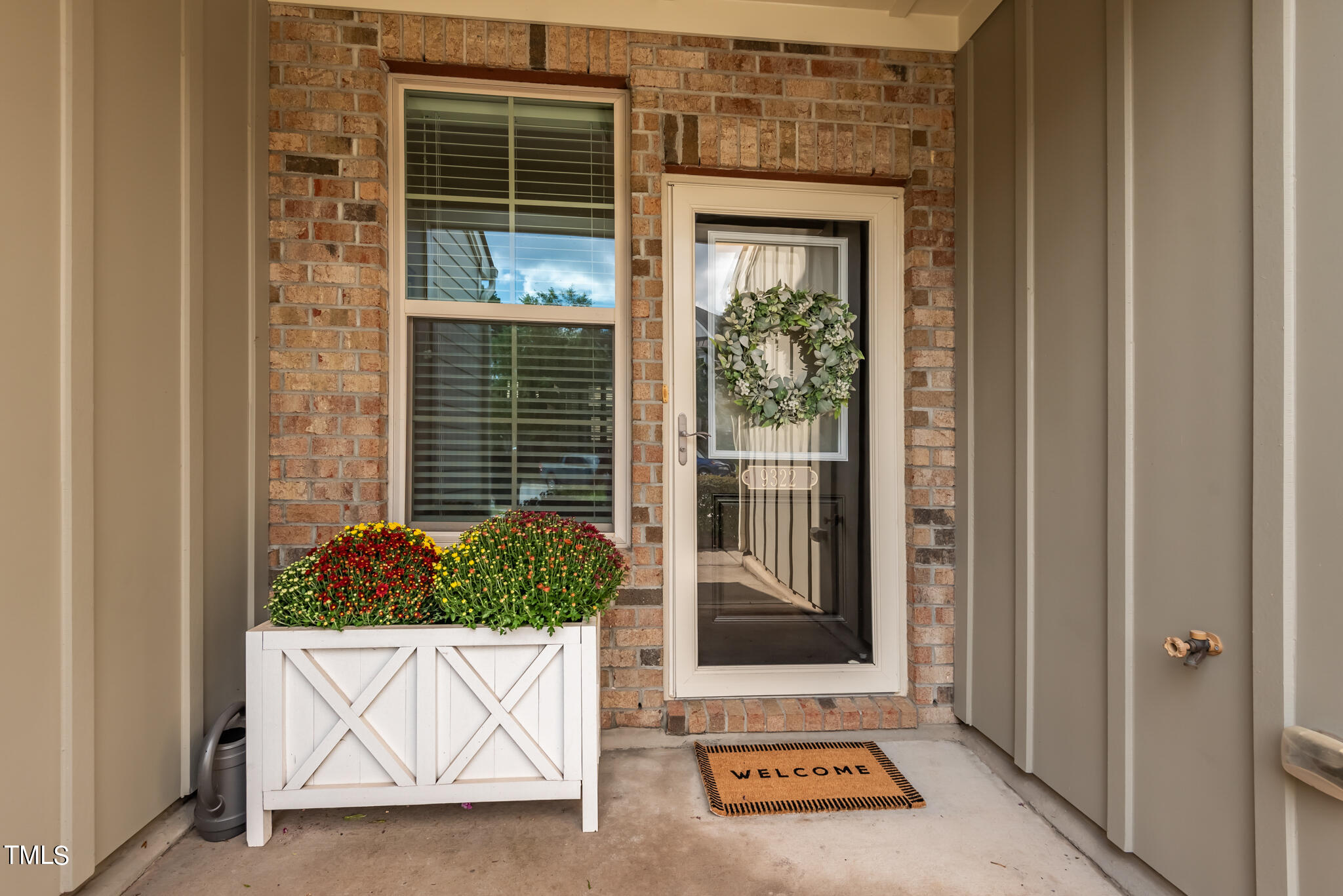 9322 Lennox Laurel Circle
