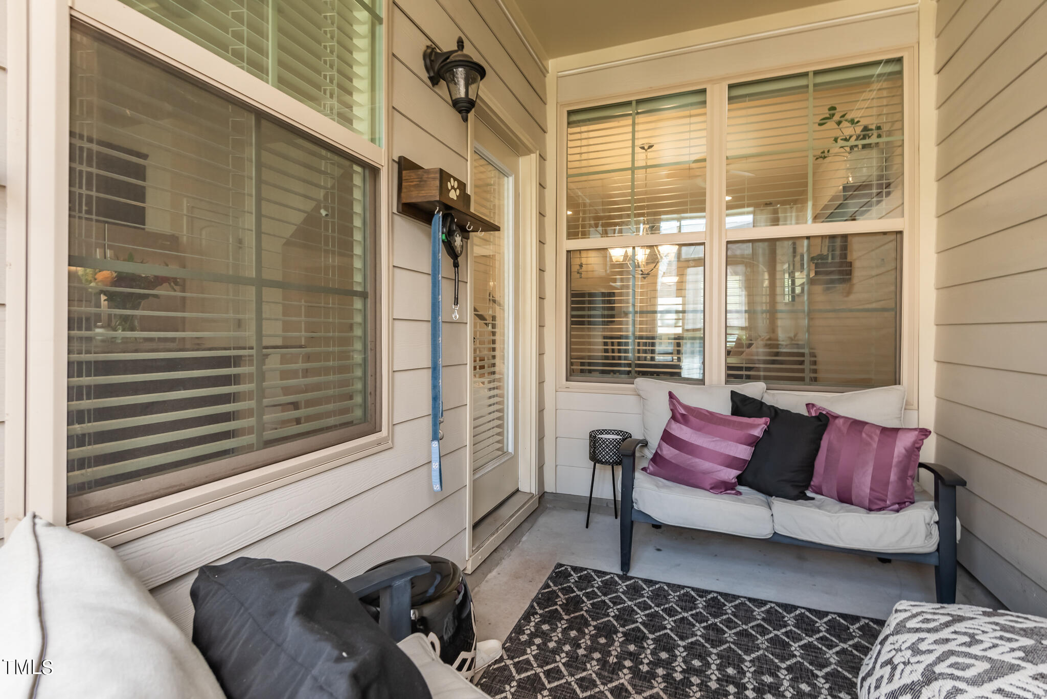9322 Lennox Laurel Circle