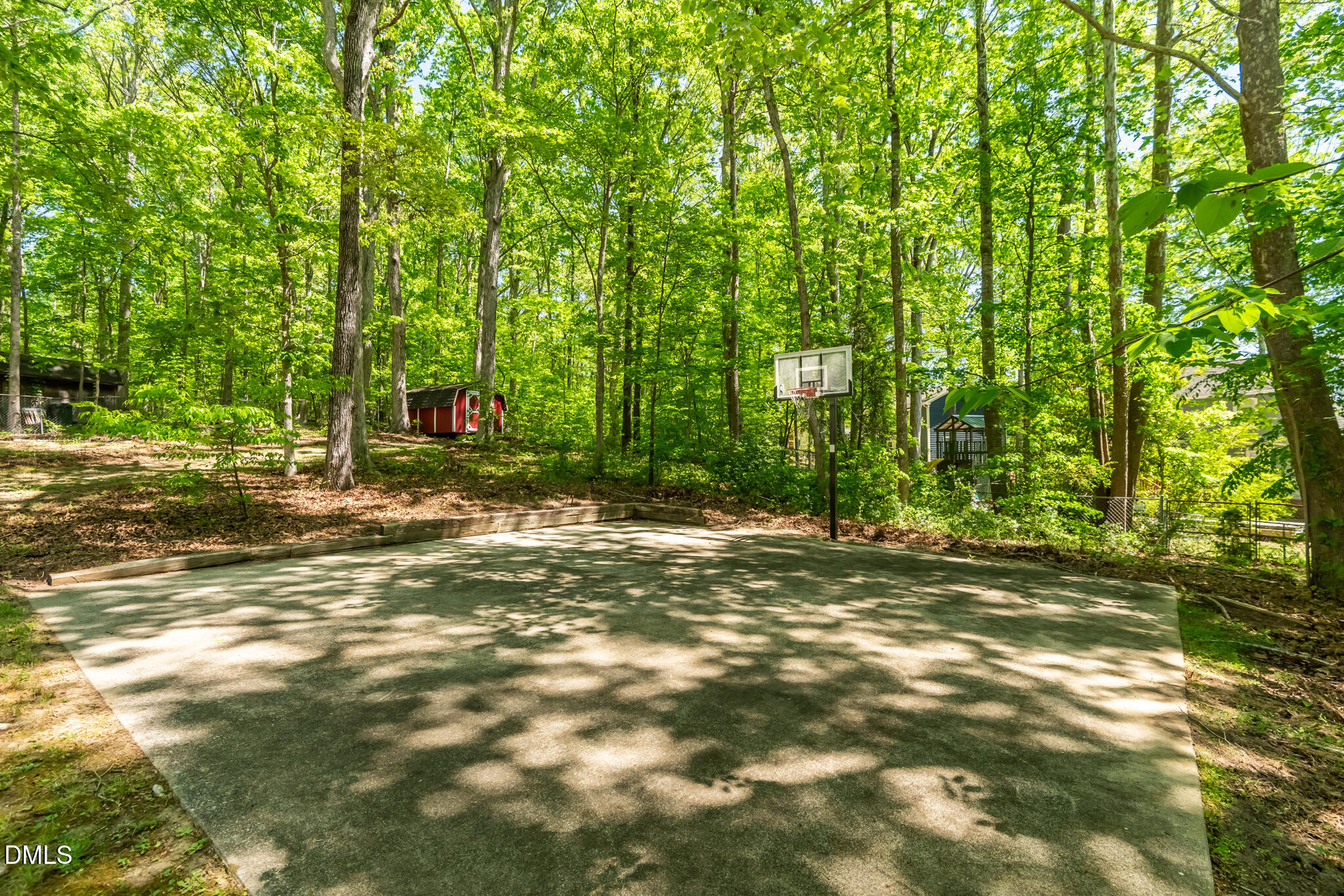 1011 Pineburr Road