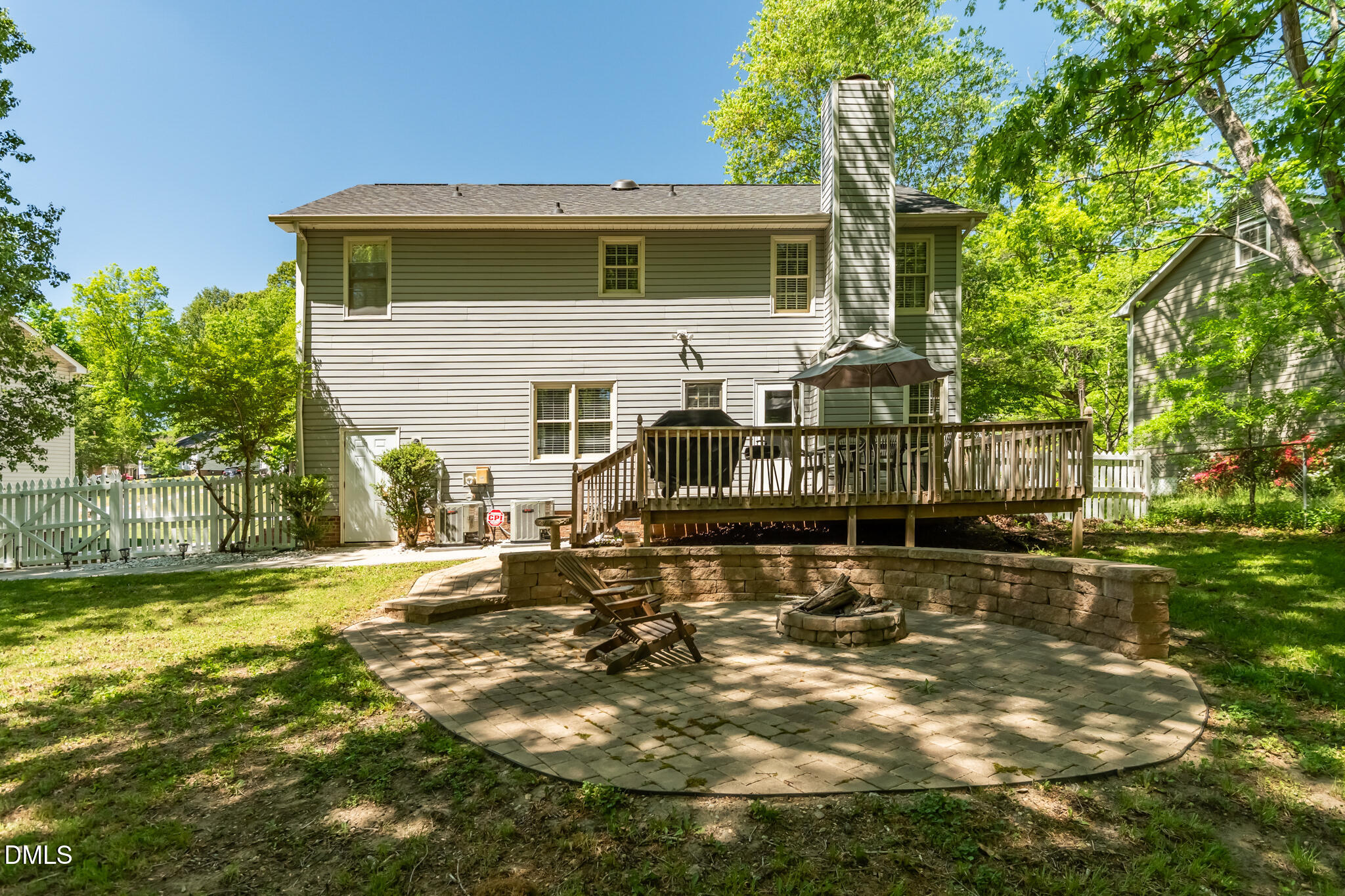 1011 Pineburr Road