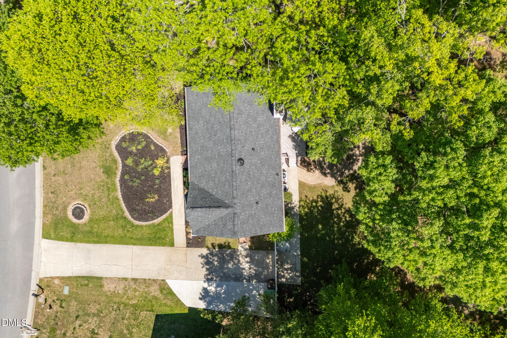 1011 Pineburr Road
