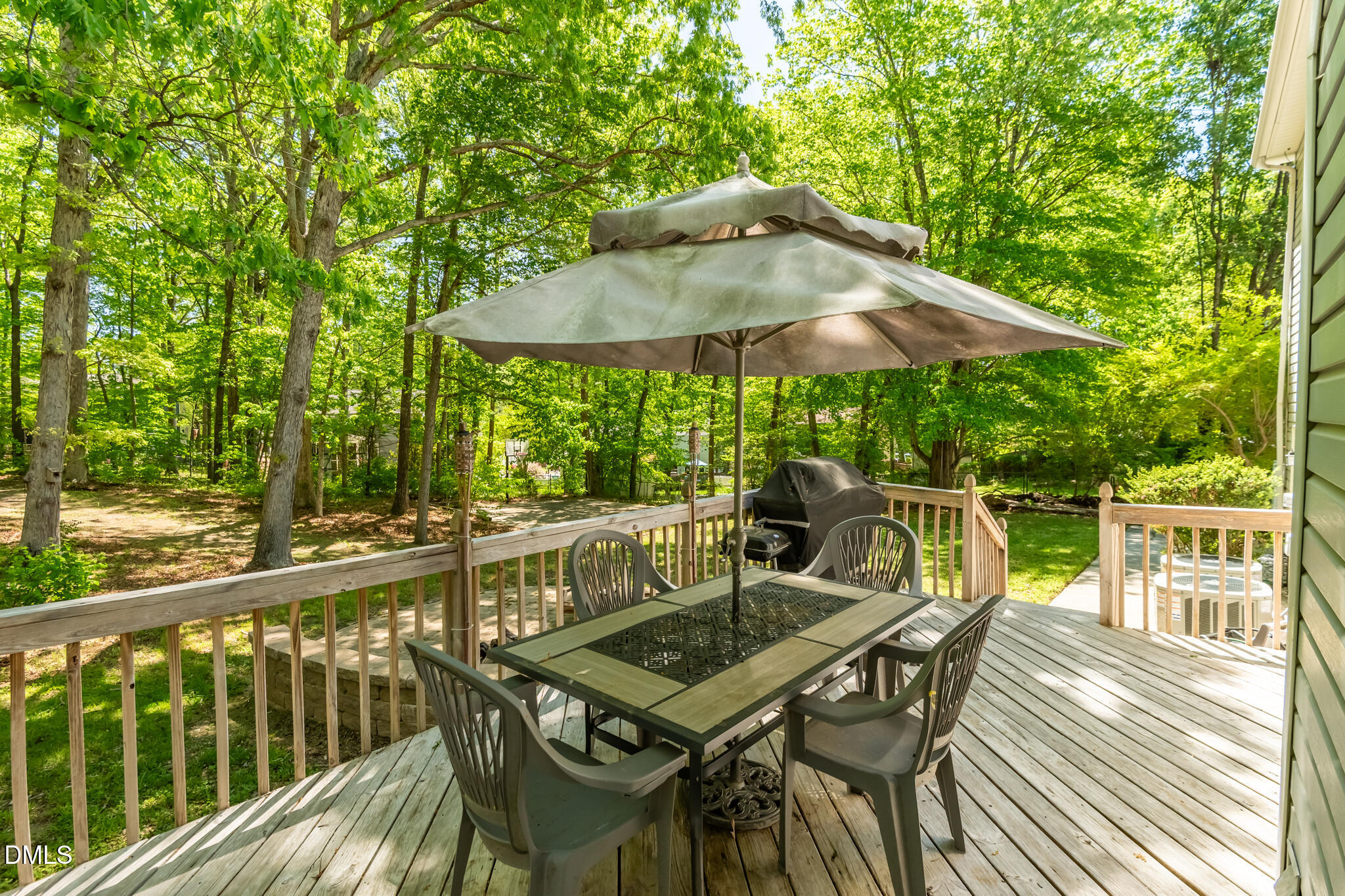 1011 Pineburr Road