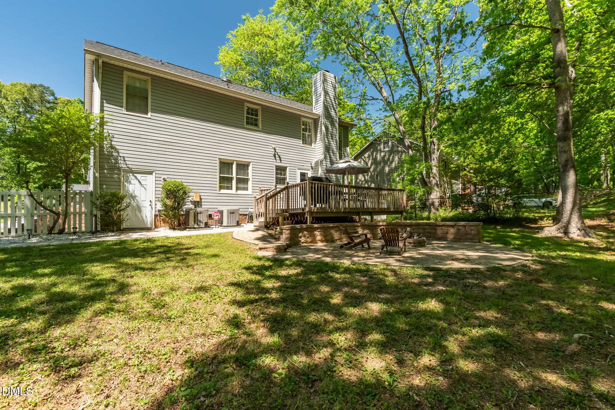 1011 Pineburr Road