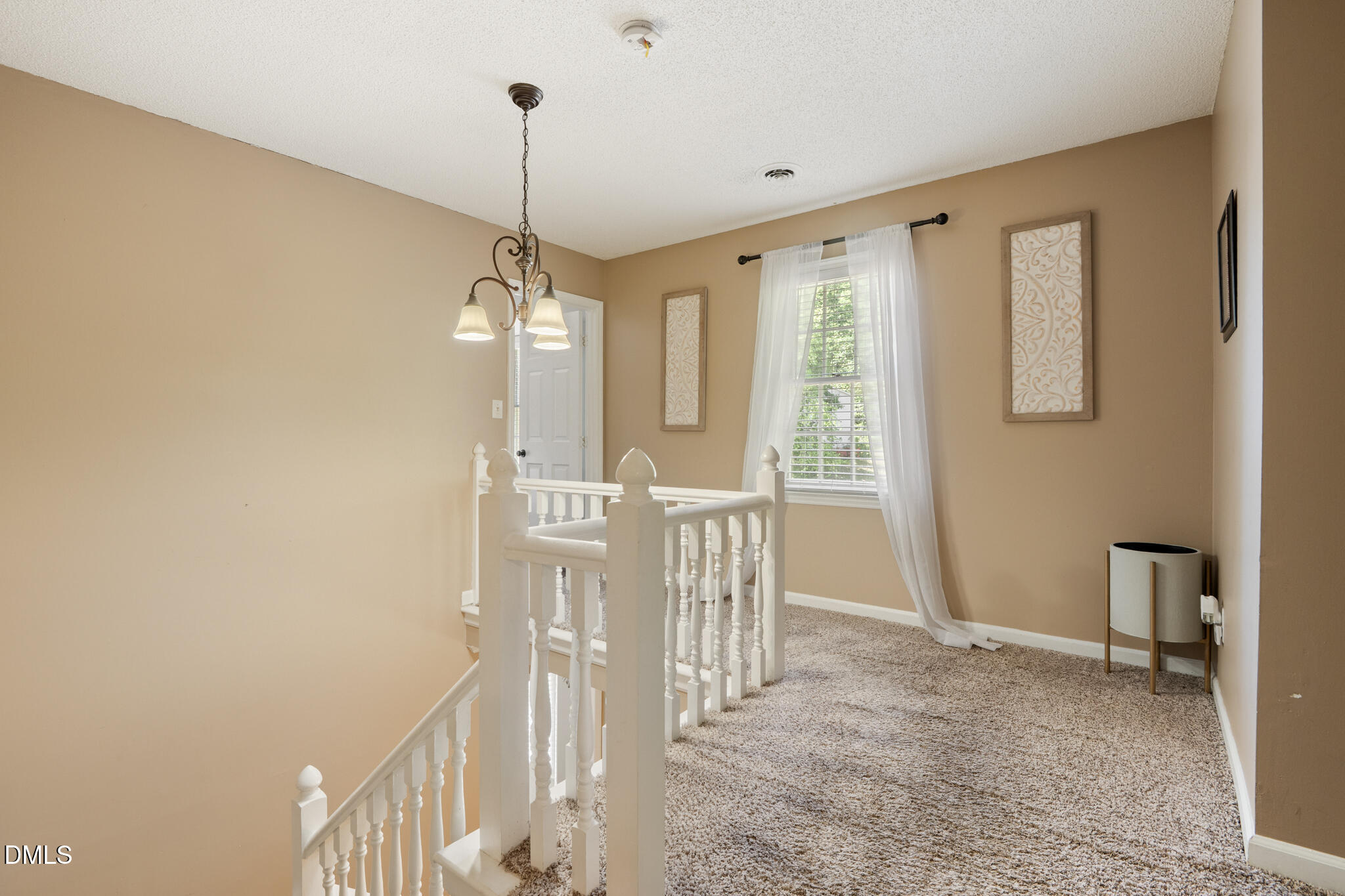 1011 Pineburr Road