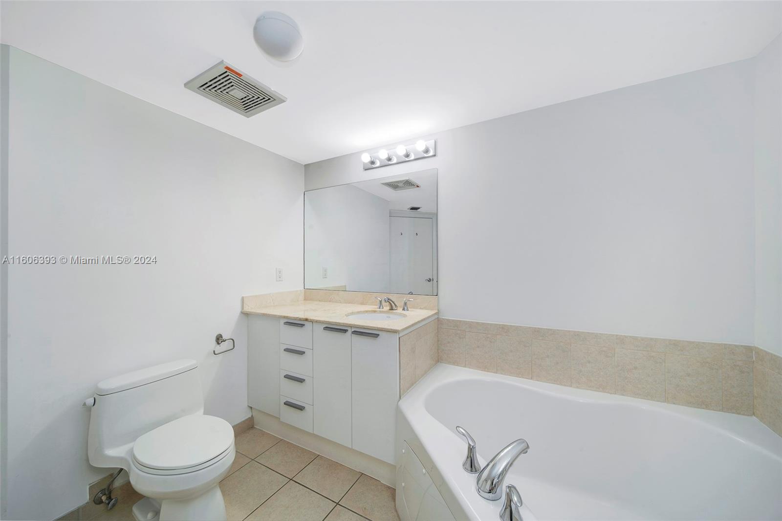 16699 Collins Ave # 3309