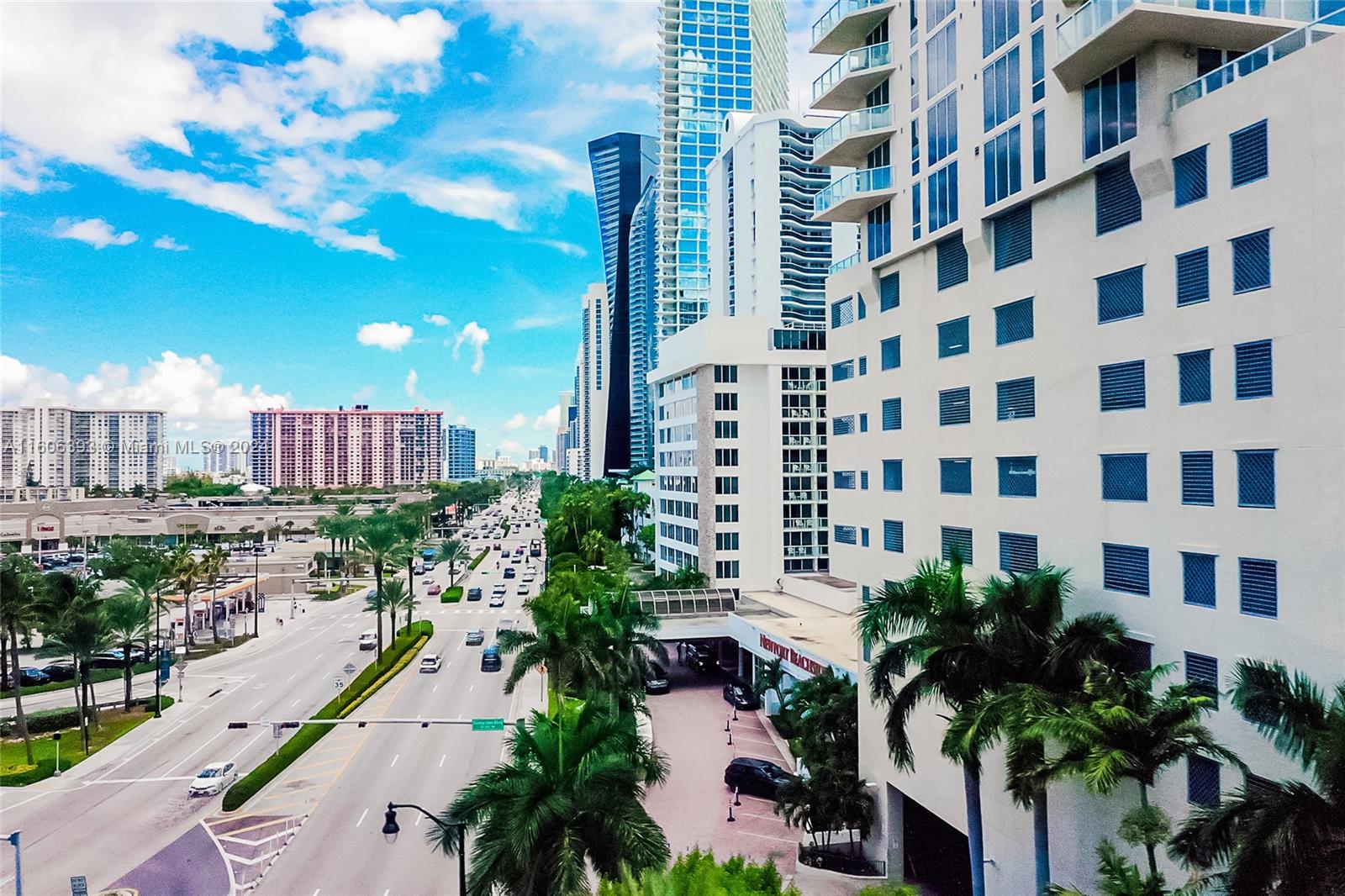 16699 Collins Ave # 3309