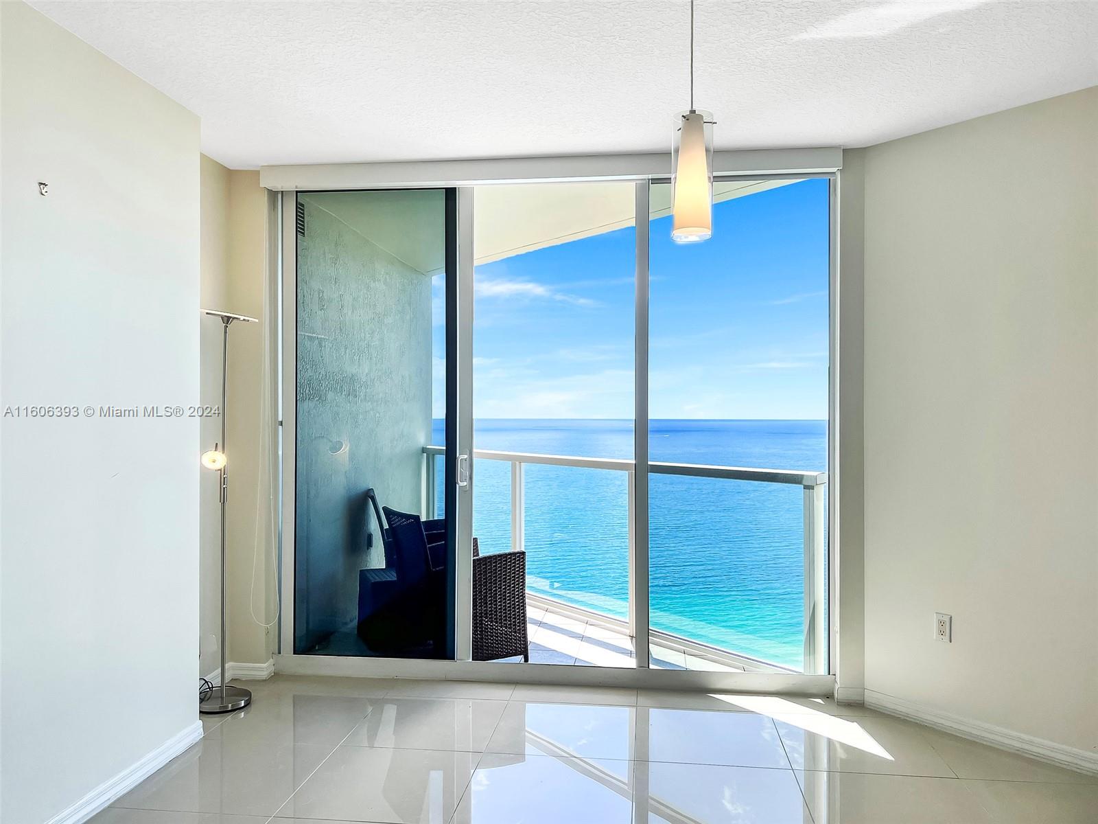 16699 Collins Ave # 3309