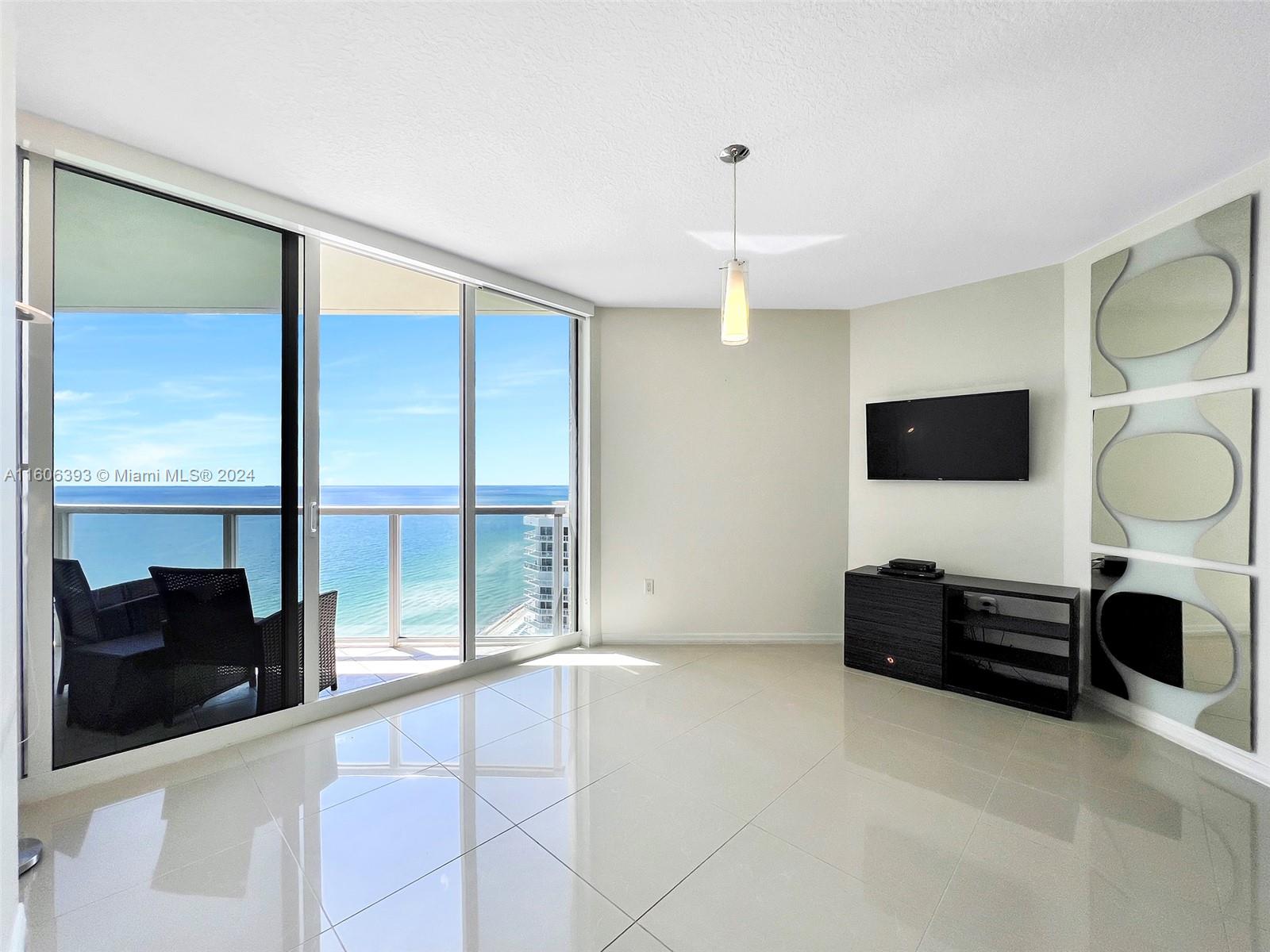16699 Collins Ave # 3309