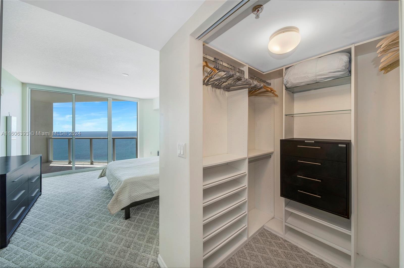 16699 Collins Ave # 3309