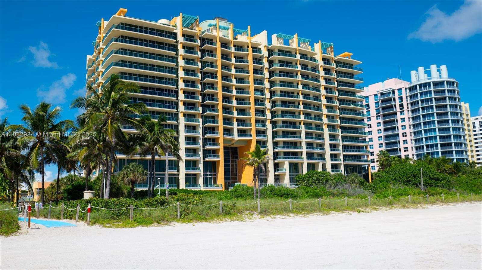 1455 Ocean Dr # 811
