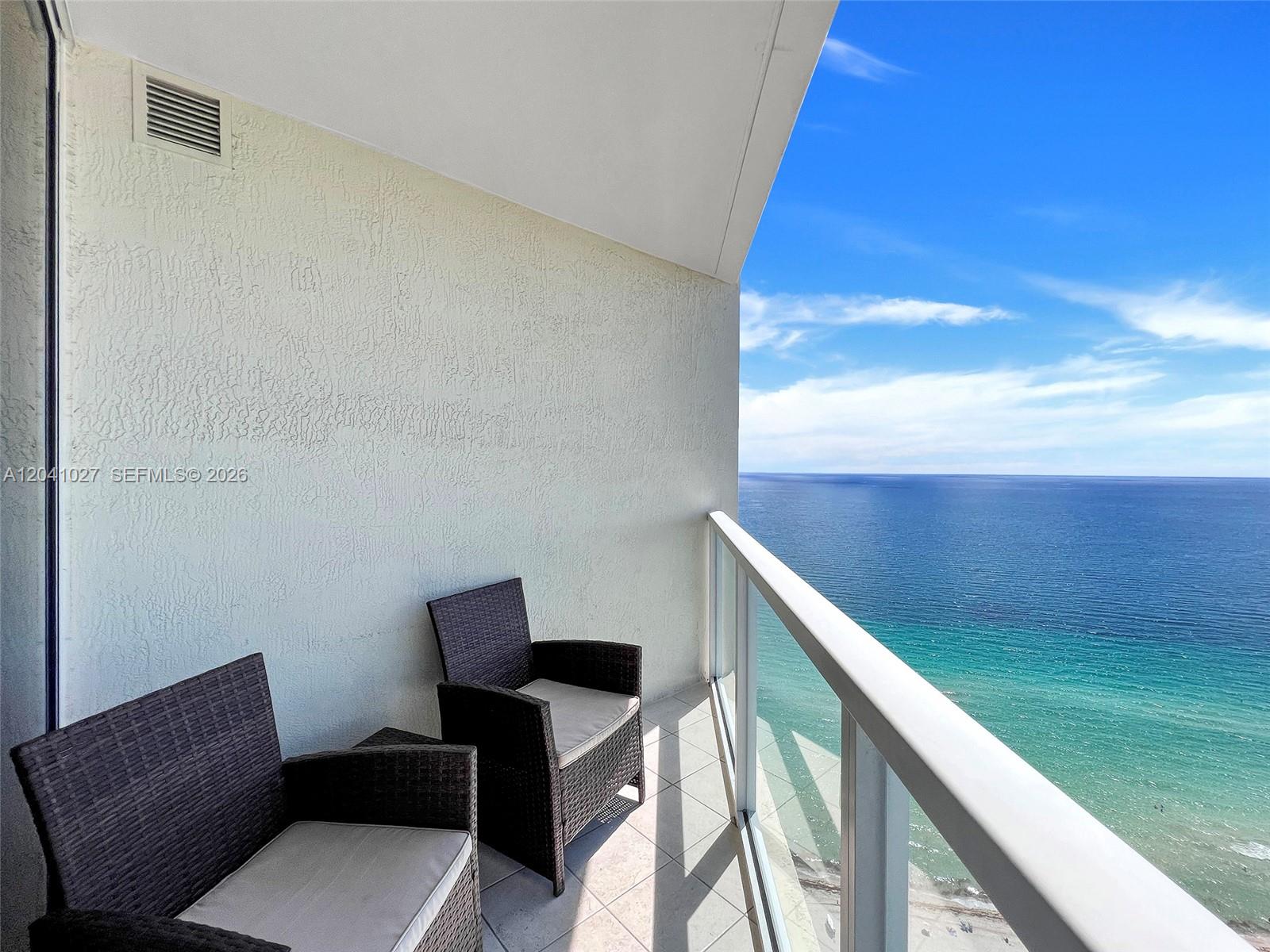 16699 Collins Ave # 3309