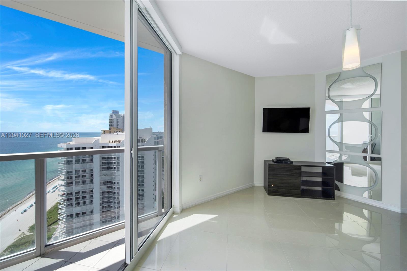 16699 Collins Ave # 3309