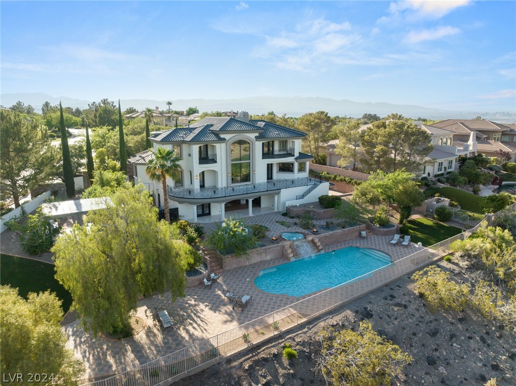 22 Anthem Pointe Court